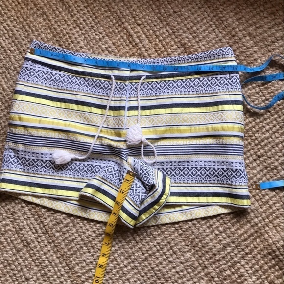 ANN Taylor Loft striped cotton blend shorts with drawstring. Size 12. - Picture 4 of 9